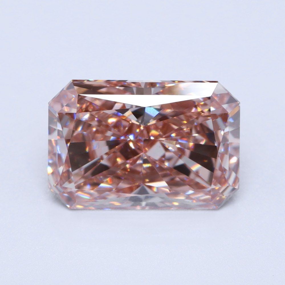 Loose Lab Diamond Radiant 2.59ct Fancy Vivid Pink VVS2: Loose Lab Diamond Radiant 2.59ct Fancy Vivid Pink VVS2 Loose lab diamond, 2.59ct radiant cut, fancy vivid pink color, VVS2 clarity, with very good polish and symmetry; certification not available. Ite