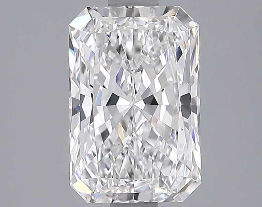 IGI Radiant 2.05ct E VVS1 - Loose Diamond: IGI Radiant 2.05ct E VVS1 - Loose Diamond IGI certified loose diamond weighing 2.05 carats, with an E color, VVS1 clarity, and measurements of 9.35L x 6.22W x 4.14H. Item Specifics: Source: This Is A