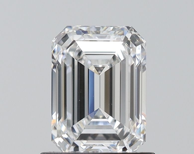 Loose Lab Diamond IGI Emerald 1.0ct D VS2: Loose Lab Diamond IGI Emerald 1.0ct D VS2 Loose Lab Diamond, IGI certified, Emerald cut, 1.0ct, Color D, Clarity VS2, with excellent polish and symmetry, measurements 6.61L x 4.82W x 3.19H. Item Speci