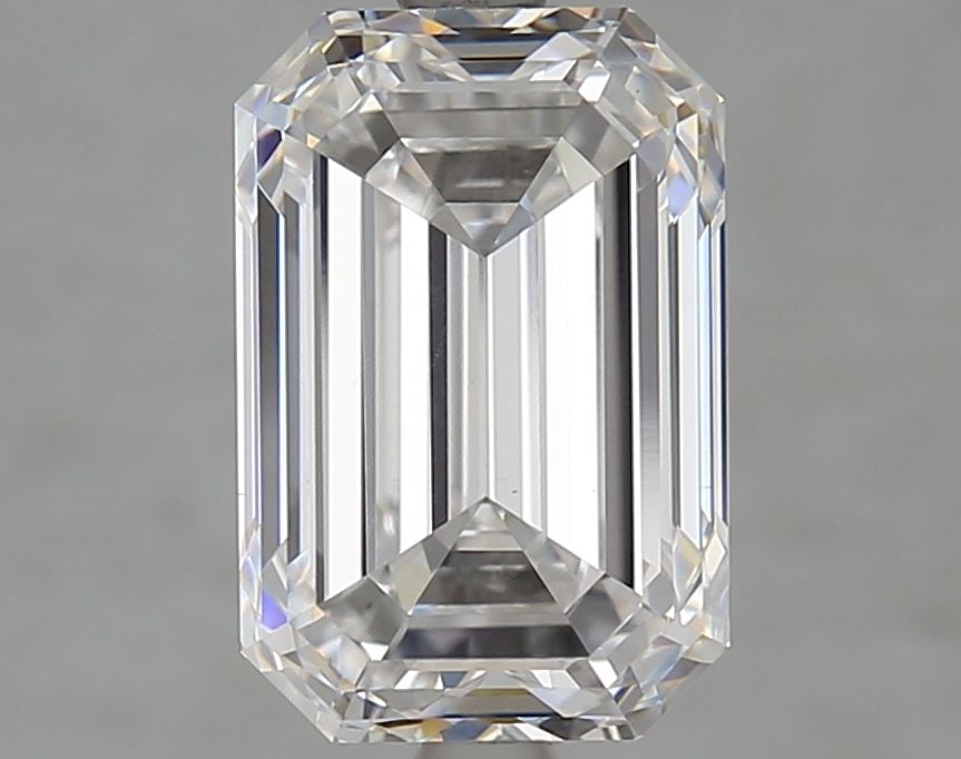 Loose Lab Diamond GIA Emerald 4.02ct E VS1: Loose Lab Diamond GIA Emerald 4.02ct E VS1 Loose Lab Diamond GIA Emerald, 4.02ct, E color, VS1 clarity, with EX polish and symmetry, measures 10.74 x 7.2 x 4.99 mm, certified by GIA. Item Specifics: S