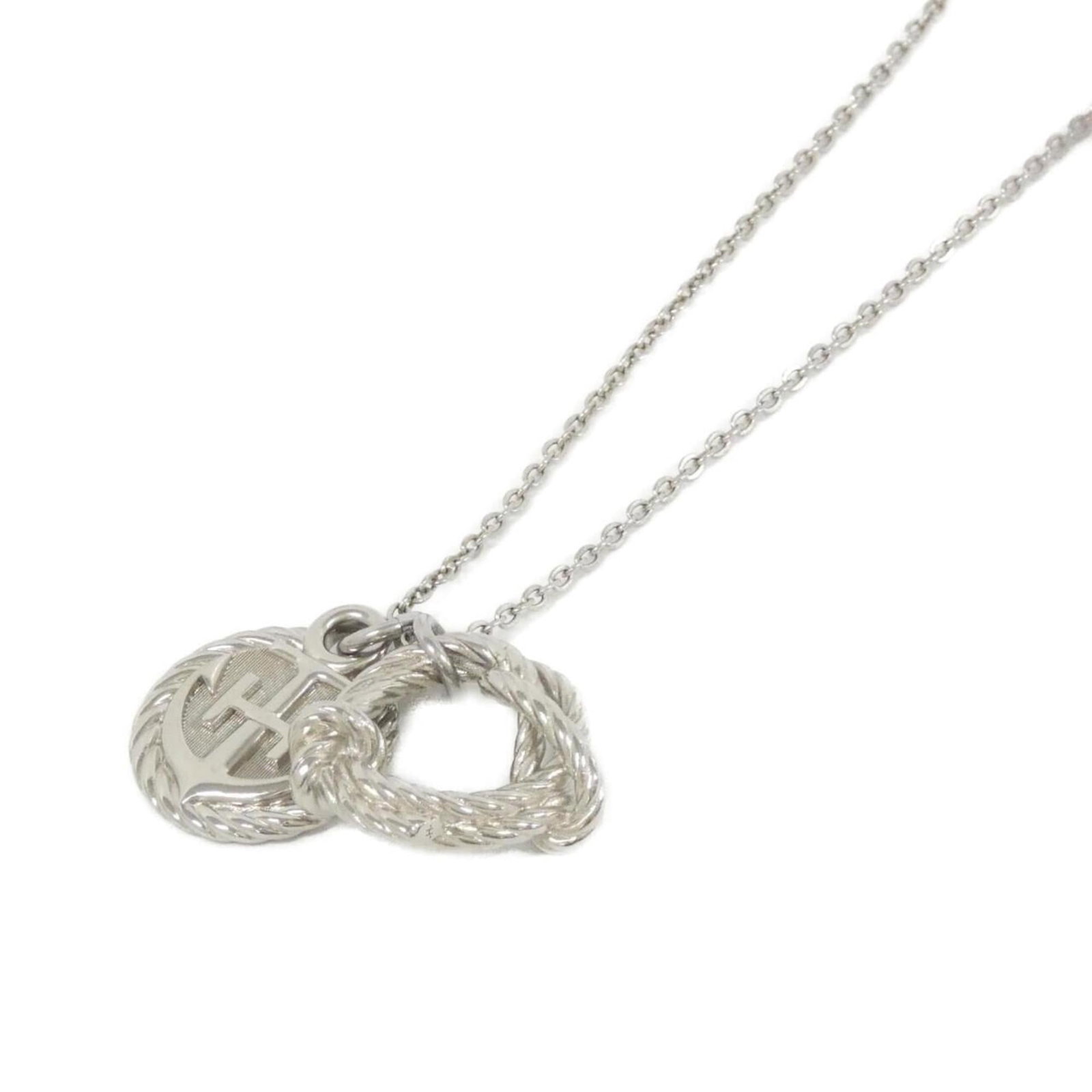 077272FP Necklace Hermes Cordage: 077272FP Necklace Hermes Cordage Hermes Cordage Necklace for women, in silver, with a neck circumference of 48cm to 58cm (18.89'' to 22.83''), and a pendant size of 26mm x 22mm, in very good used cond