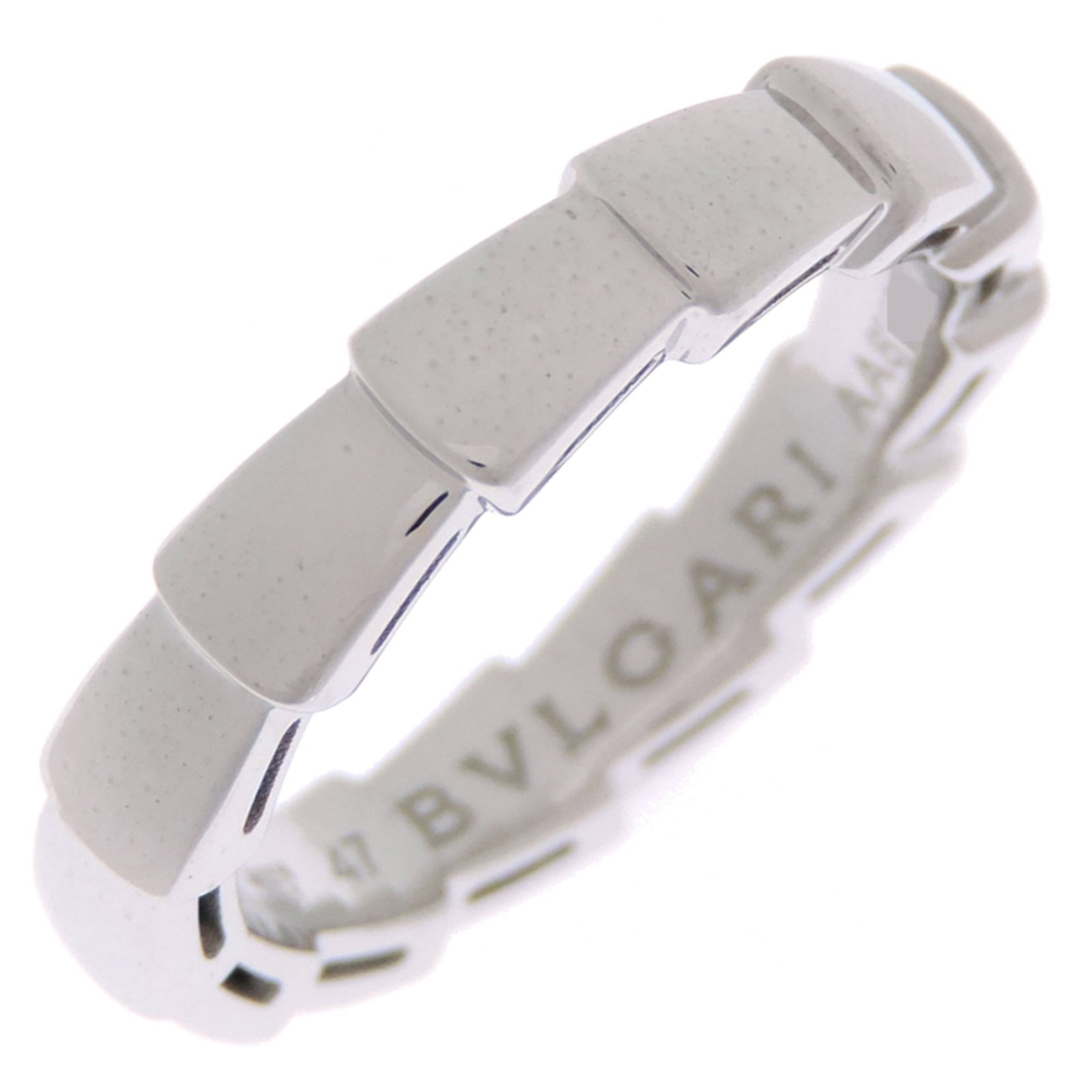 Bvlgari 18K White Gold Band Ring: Bvlgari 18K White Gold Band Ring Bvlgari band ring made of 18K white gold, size 4, in very good used condition with minor signs of wear. Item Specifics: Brand: Bvlgari Type: Band Ring Gender:
