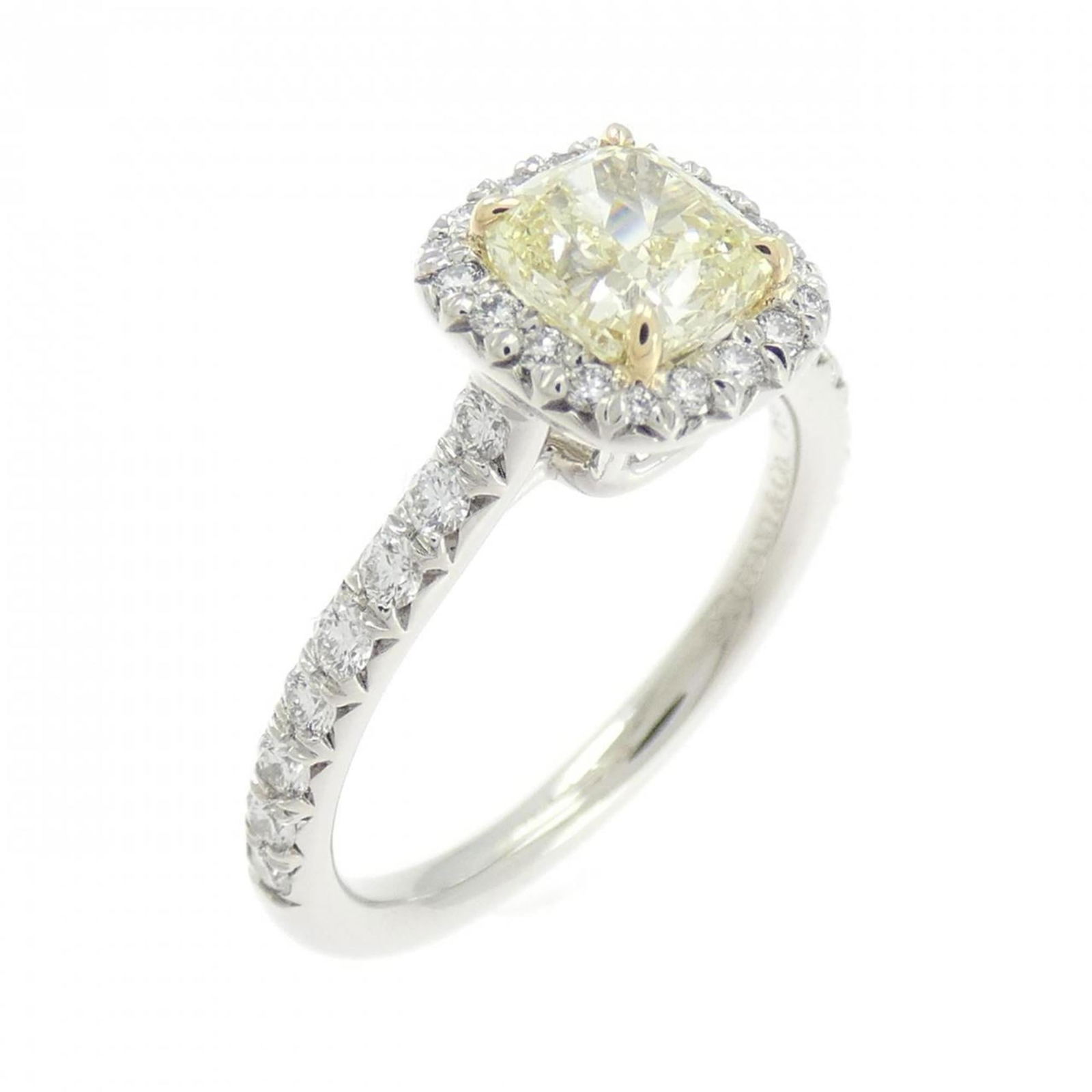 Platinum 950 Tiffany Band Ring, Yellow Gold 18K: Platinum 950 Tiffany Band Ring, Yellow Gold 18K Tiffany Band Ring is made of 950 platinum and 18K yellow gold with a 0.79 ct diamond, US size 4, and is in very good used condition with minor scratches