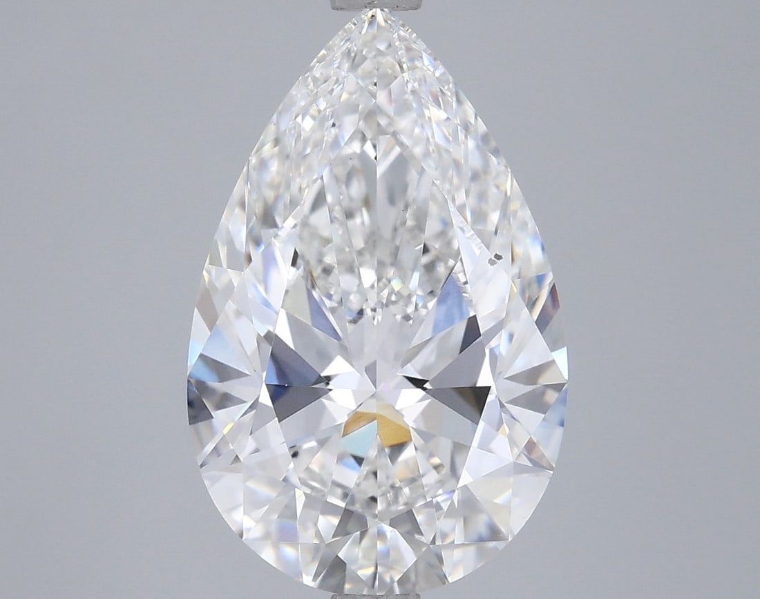 Loose Lab Diamond 4.09ct E VS2 - IGI Pear: Loose Lab Diamond 4.09ct E VS2 - IGI Pear This 4.09ct Loose Lab Diamond is graded E VS2 with dimensions of 14.32L x 9.11W x 5.43H, certified by IGI. Item Specifics: Source: This Is A Real Diamond