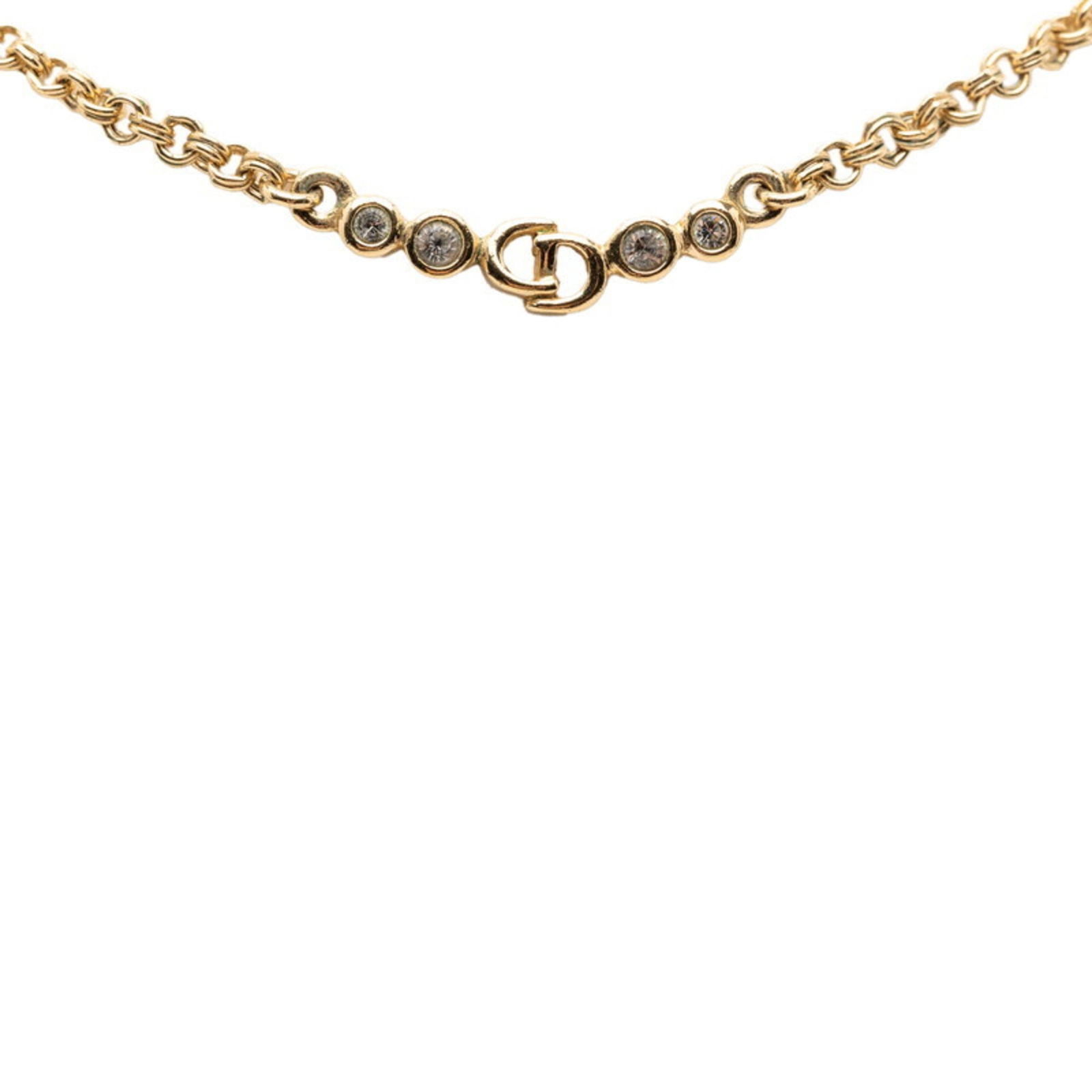Gold Plated Christian Dior CD Logo Beaded Necklace for Women: Gold Plated Christian Dior CD Logo Beaded Necklace for Women Gold plated Christian Dior necklace for women, measuring 43.5 cm in circumference, with a pendant size of 6.8mm x 33.4mm, in good used