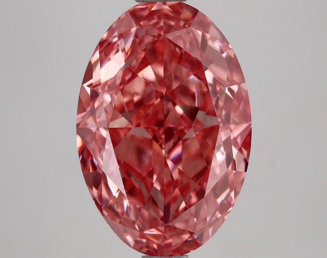 Loose Lab Diamond IGI Oval 3.58ct Fancy Vivid Pink VS1: Loose Lab Diamond IGI Oval 3.58ct Fancy Vivid Pink VS1 Loose lab diamond weighing 3.58ct, certified by IGI with a Fancy Vivid Pink color and VS1 clarity, showing excellent polish and symmetry. Item