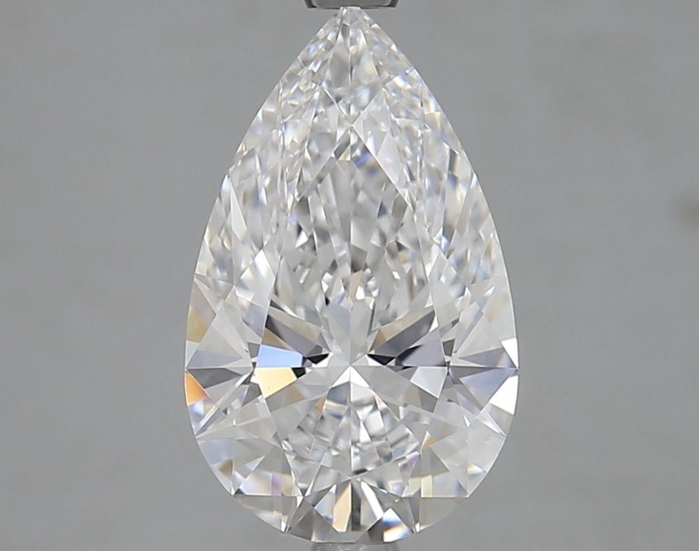 Loose Lab Diamond GIA Pear 2.77ct D VS1: Loose Lab Diamond GIA Pear 2.77ct D VS1 Loose lab-created diamond with 2.77ct, GIA certified, color D, clarity VS1, featuring excellent polish and symmetry, with dimensions of 12.94L x 7.88W x 4.77H.