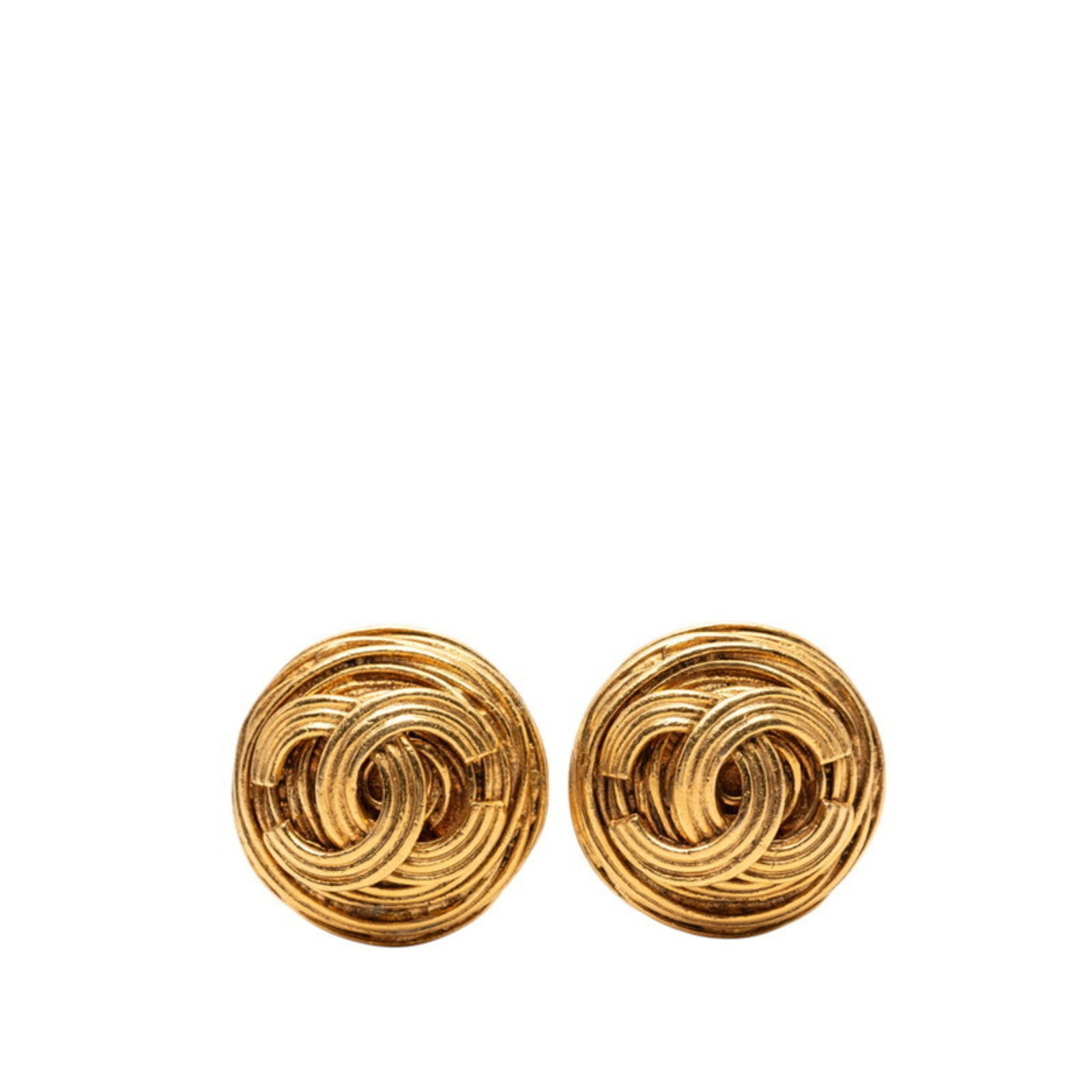 Gold Plating Chanel Clip Earrings: Gold Plating Chanel Clip Earrings Chanel gold plating clip earrings for women, measuring 22.00mm x 22.20mm, in good used condition with traces of usage and some scratches. Item Specifics: Brand: