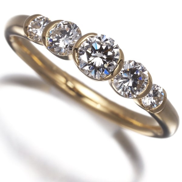 Monnickendam Diamond Ring 0.2ct 0.63ct 5P Us5.25-5.5 18K Yellow Gold 750: Monnickendam Diamond Ring 0.2ct 0.63ct 5P Us5.25-5.5 18K Yellow Gold 750 This Monnickendam diamond ring features natural diamonds weighing 0.2ct and 0.63ct, made of 18K yellow gold, and is sized for U