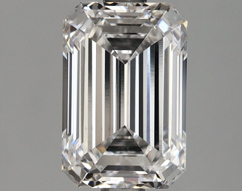Loose Lab Diamond GIA Emerald 2.15ct E SI1: Loose Lab Diamond GIA Emerald 2.15ct E SI1 This 2.15ct emerald-cut lab-grown diamond features a color grade of E and clarity of SI1, certified by GIA, with excellent polish and symmetry. Item