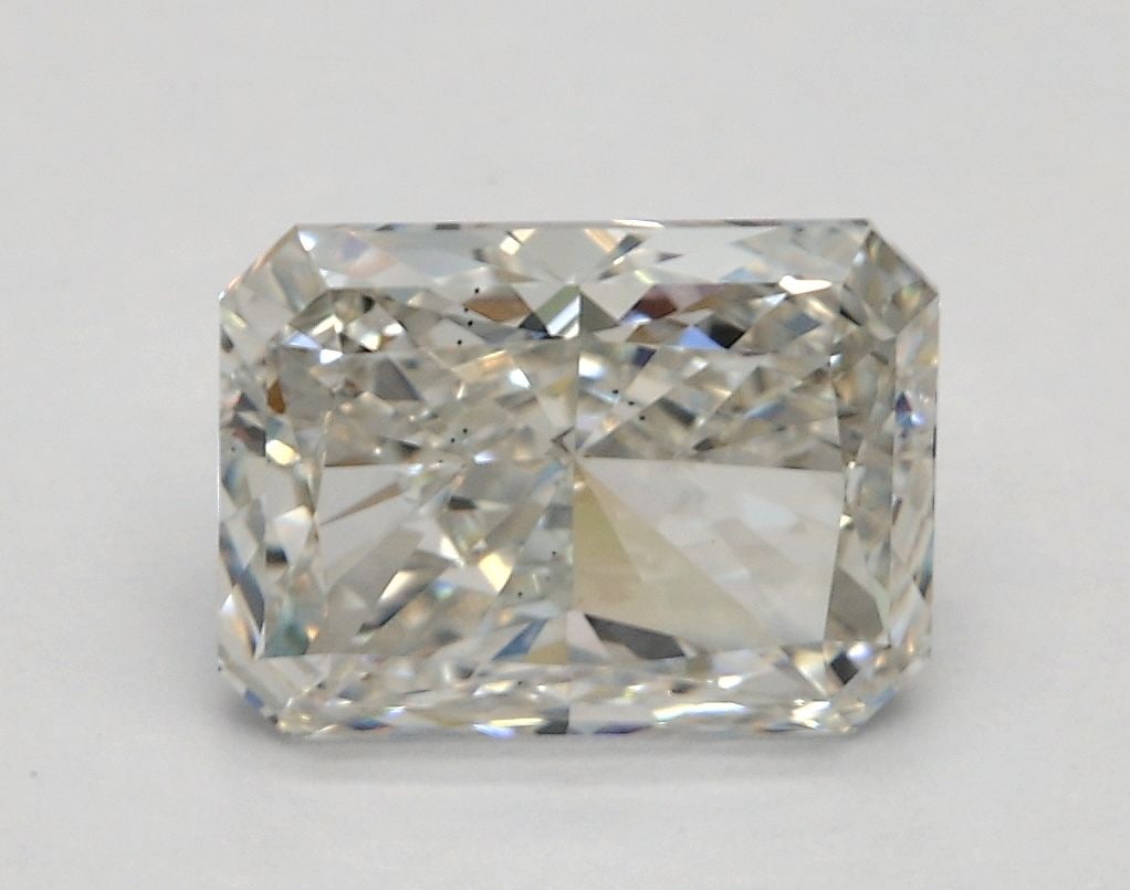 IGI Radiant Loose Lab Diamond 2.05ct G VS2: IGI Radiant Loose Lab Diamond 2.05ct G VS2 The IGI Radiant Loose Lab Diamond weighs 2.05ct, features a G color and VS2 clarity with excellent polish and symmetry, certified by IGI. Item Specifics: