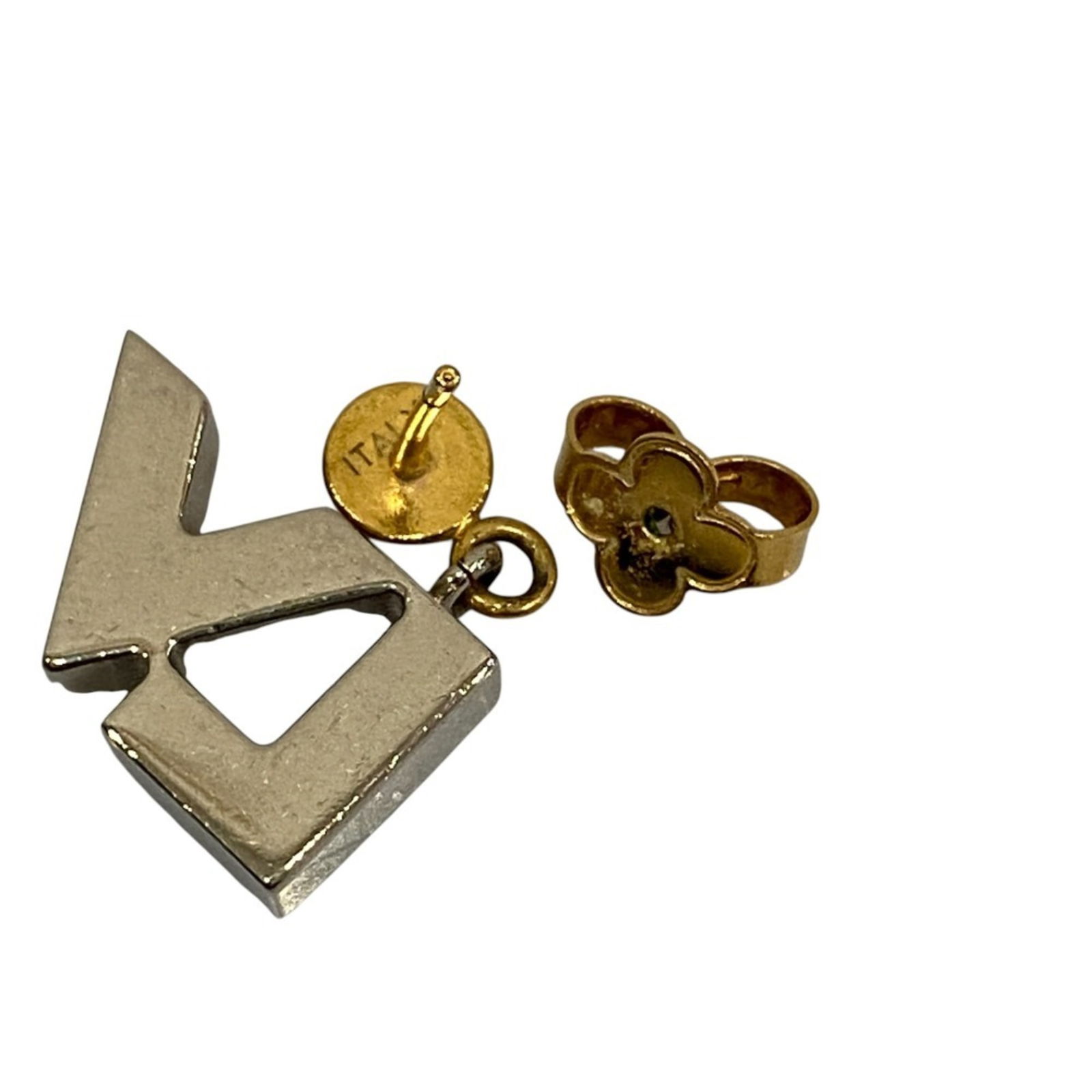 Earrings Louis Vuitton Stud - 7