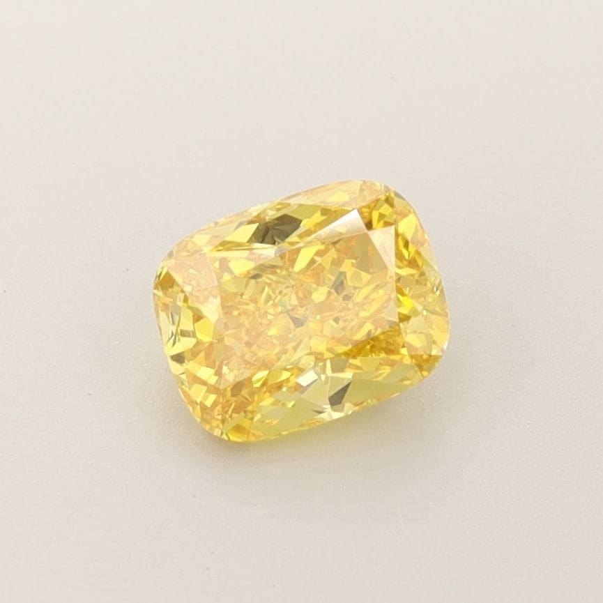 Loose Lab Diamond IGI Cushion Brilliant 1.21ct Fancy Vivid Yellow VS1: Loose Lab Diamond IGI Cushion Brilliant 1.21ct Fancy Vivid Yellow VS1 Loose lab diamond certified by IGI, weighing 1.21ct, with a fancy vivid yellow color and VS1 clarity; measurements are 6.97L x