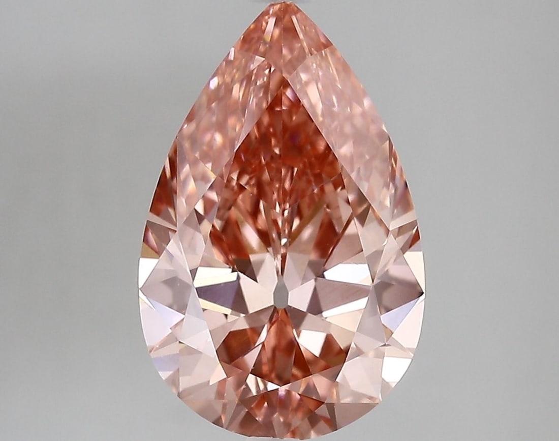 Loose Lab Diamond IGI Pear 3.55ct Fancy Vivid Pink VS2: Loose Lab Diamond IGI Pear 3.55ct Fancy Vivid Pink VS2 Loose lab-grown diamond certified by IGI, weighing 3.55ct in a pear cut, with a Fancy Vivid Pink color and VS2 clarity. Measurements are 13.46L x