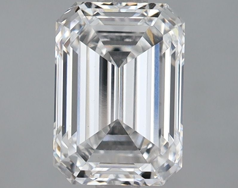 Loose Lab Diamond IGI Emerald 1.9ct E VS1: Loose Lab Diamond IGI Emerald 1.9ct E VS1 Loose lab-grown diamond, IGI certified, weighing 1.9ct with E color and VS1 clarity. Item Specifics: Source: This Is A Real Diamond Grown In A Lab Not
