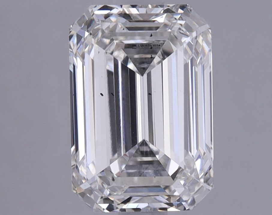 Loose Lab Diamond 1.93ct IGI Emerald G VS2: Loose Lab Diamond 1.93ct IGI Emerald G VS2 Lab-grown diamond weighing 1.93ct, certified by IGI, featuring a color grade of G and clarity grade of VS2, with excellent polish and symmetry. Item