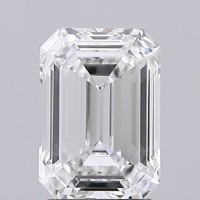 Loose Lab Diamond IGI Emerald 2.08ct F VVS2: Loose Lab Diamond IGI Emerald 2.08ct F VVS2 Loose lab-grown diamond IGI certified, with a weight of 2.08ct, color F, and clarity VVS2, featuring excellent polish and symmetry, measuring 8.77L x 6.12W