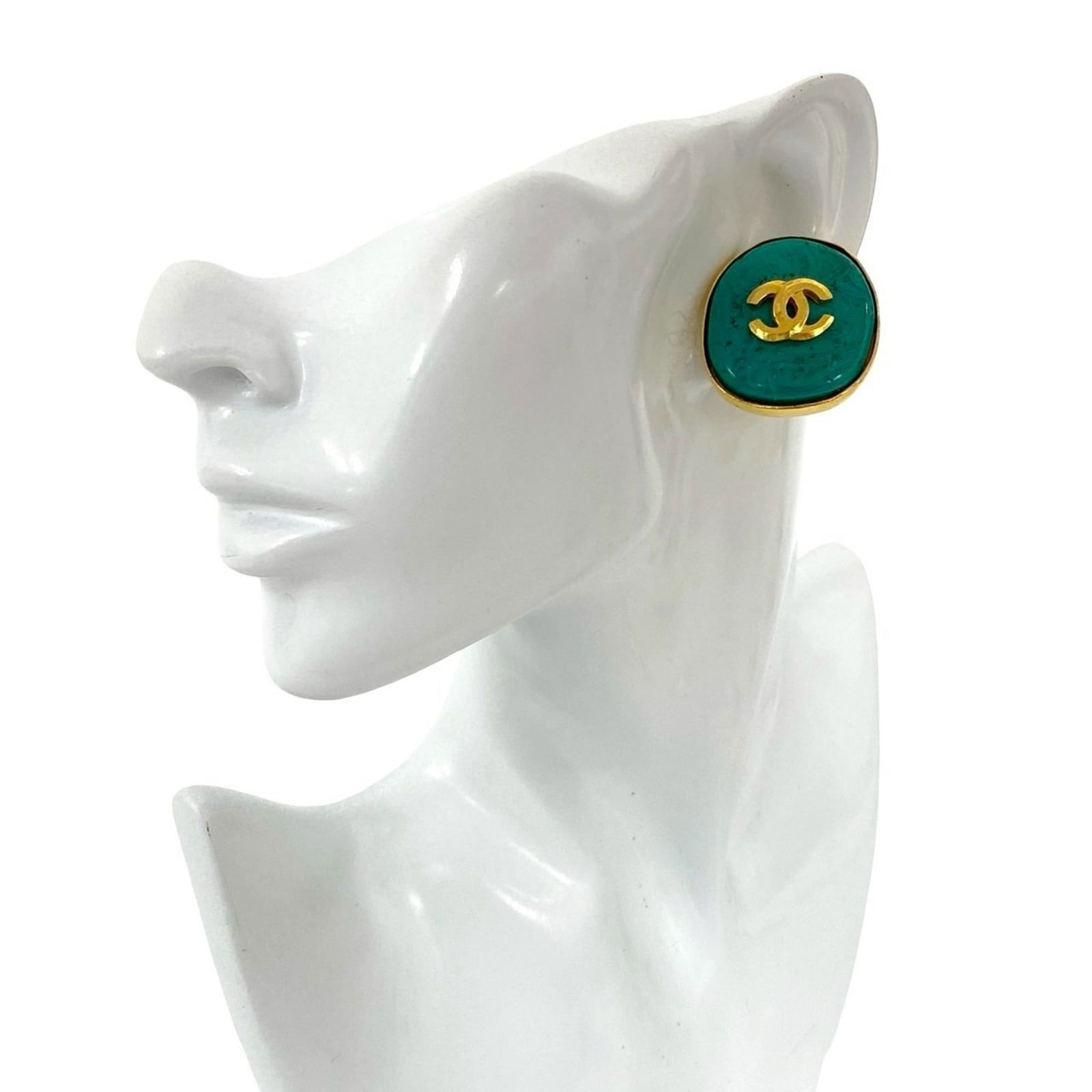 Gold Plating Chanel Clip Earrings (1 of 4)