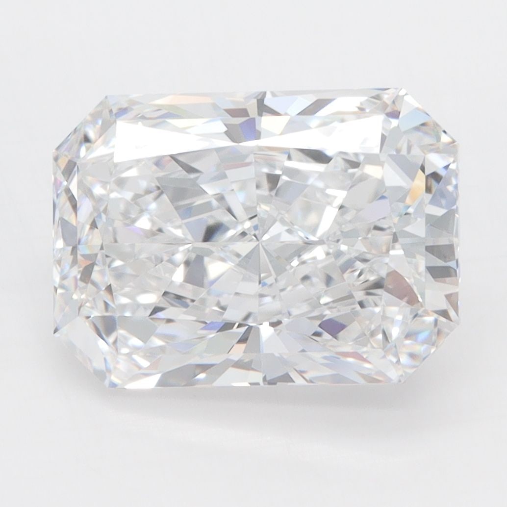 Loose Lab Diamond GIA Radiant 4.41ct D VVS1: Loose Lab Diamond GIA Radiant 4.41ct D VVS1 Loose lab diamond certified by GIA, featuring a radiant cut of 4.41ct, color D, clarity VVS1, with excellent polish and symmetry, measuring 11.53L x 8.29W