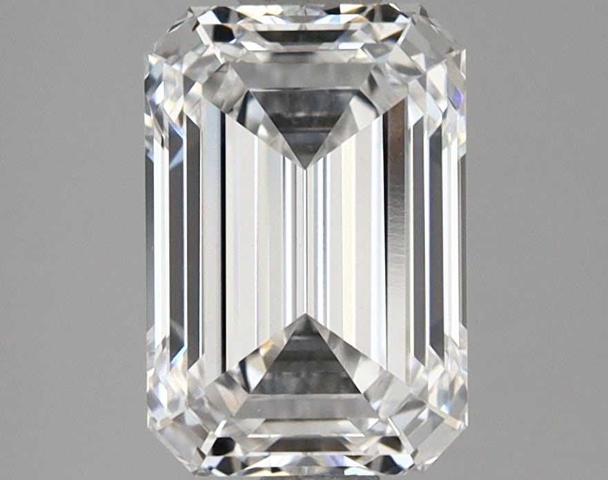 Loose Lab Diamond GIA Emerald 1.7ct E VS1: Loose Lab Diamond GIA Emerald 1.7ct E VS1 Loose lab-grown diamond certified by GIA, weighing 1.7ct with an E color and VS1 clarity, featuring excellent polish and symmetry, measuring 8.17L x 5.59W x 3