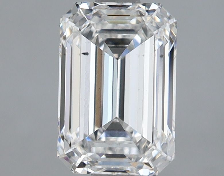 Loose Lab Diamond IGI Emerald 1.81ct E VS2: Loose Lab Diamond IGI Emerald 1.81ct E VS2 Loose lab-grown diamond, IGI certified, weighing 1.81ct in an emerald cut, color E, clarity VS2, excellent polish and symmetry, measuring 8.21L x 5.58W x