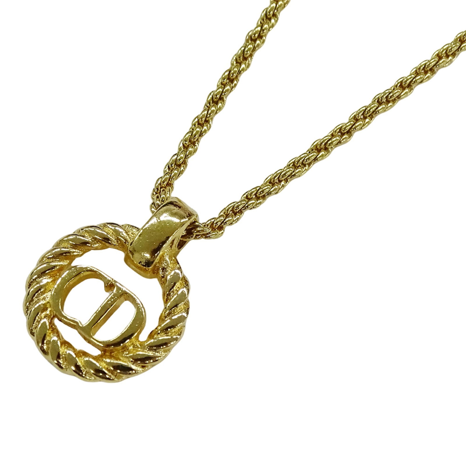 Christian Dior Gold Necklace for Women, CD Logo, GP: Christian Dior Gold Necklace for Women, CD Logo, GP Christian Dior gold plated necklace for women featuring the CD logo, with a neck circumference of 39.5 to 44 cm and pendant size of 15.6 x 12.3 mm;