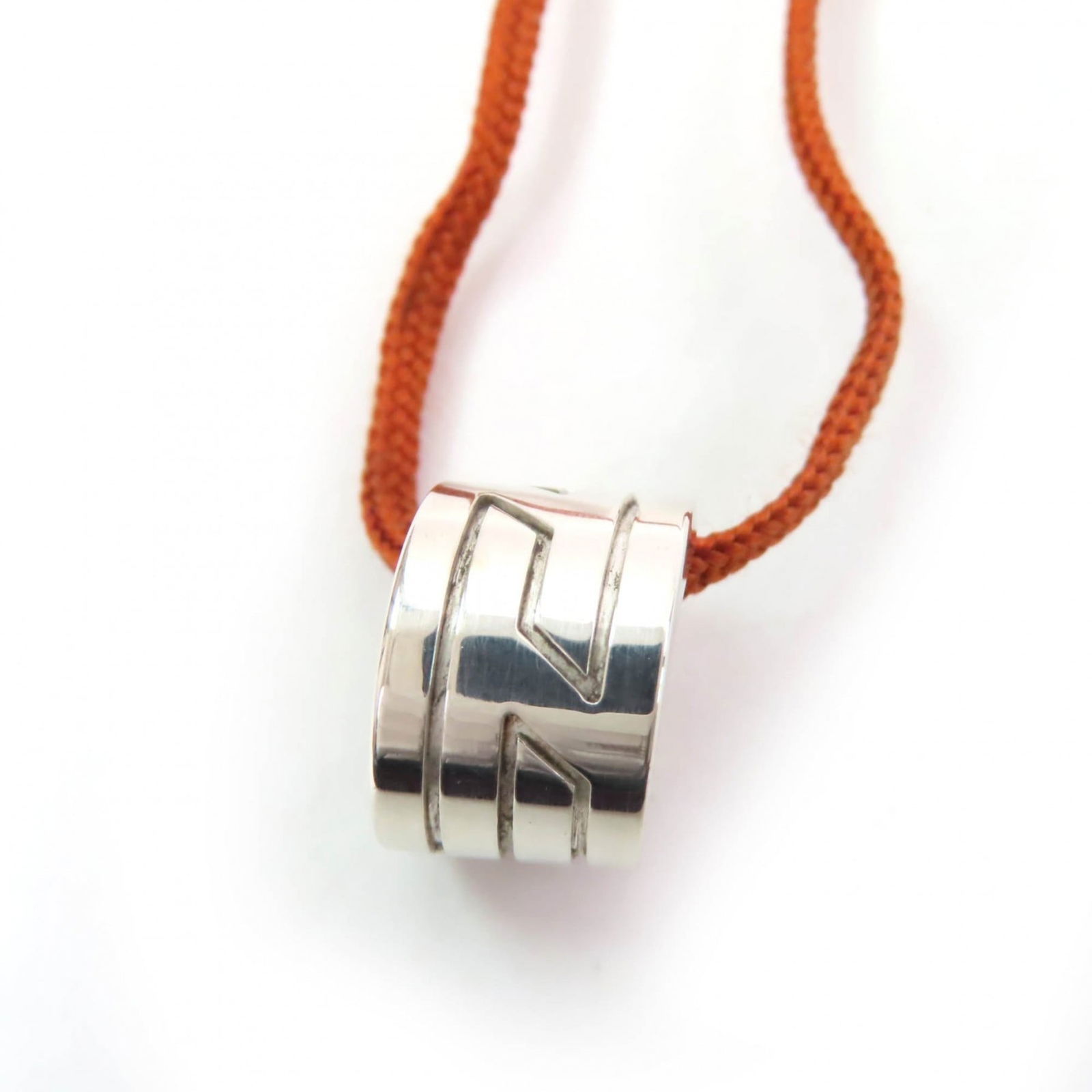 HERMES Move H 925 Pendant Necklace, Silver Brown, 8.3g, Women's: HERMES Move H 925 Pendant Necklace, Silver Brown, 8.3g, Women's Hermes Move H pendant necklace for women, made of silver and brown, weight 8.3g, neck circumference 39 cm, with a pendant size of 12mm x