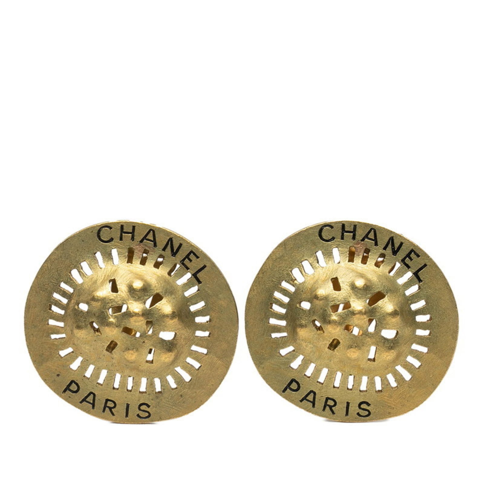 Earrings Chanel Clip: Earrings Chanel Clip This listing features Earrings Chanel Clip. Item specifics are provided below. Item Specifics: Brand: Chanel Type: Clip Earrings Gender: Women Color: Gold Size (Hxwxd): 31.80mm x