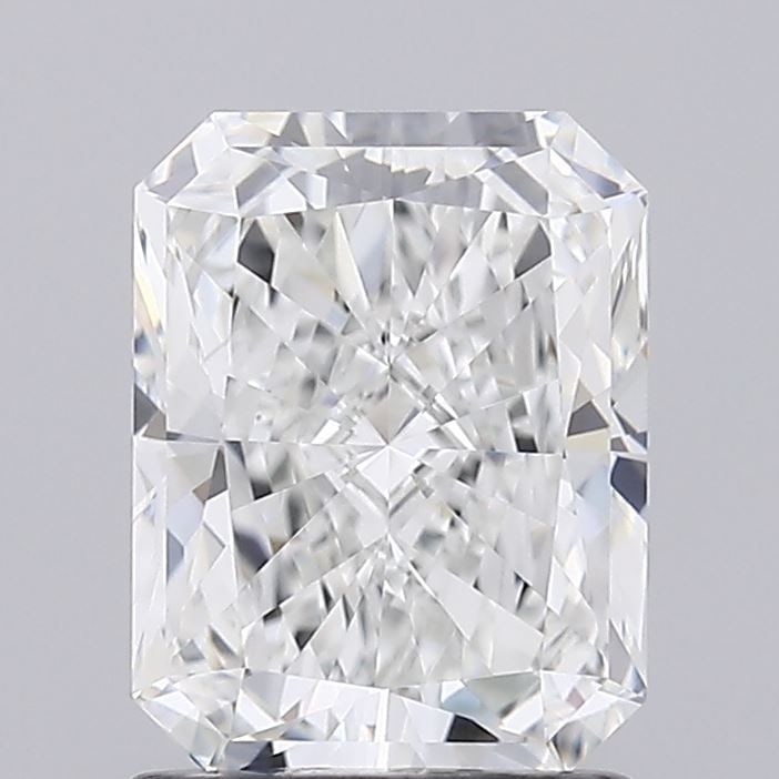 Loose Lab Diamond - IGI Radiant 1.31ct E VVS1: Loose Lab Diamond - IGI Radiant 1.31ct E VVS1 This listing features Loose Lab Diamond - IGI Radiant 1.31ct E VVS1. Item specifics are provided below. Item Specifics: Source: This Is A Real Diamond