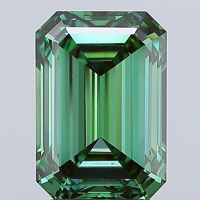 Loose Lab Diamond - IGI Emerald 4.04ct Fancy Vivid Green VS1: Loose Lab Diamond - IGI Emerald 4.04ct Fancy Vivid Green VS1 This listing features Loose Lab Diamond - IGI Emerald 4.04ct Fancy Vivid Green VS1. Item specifics are provided below. Item Specifics: