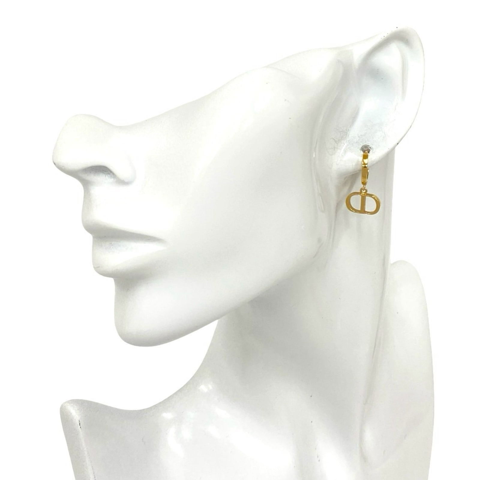 Plating Christian Dior Stud Earrings Gold (1 of 4)