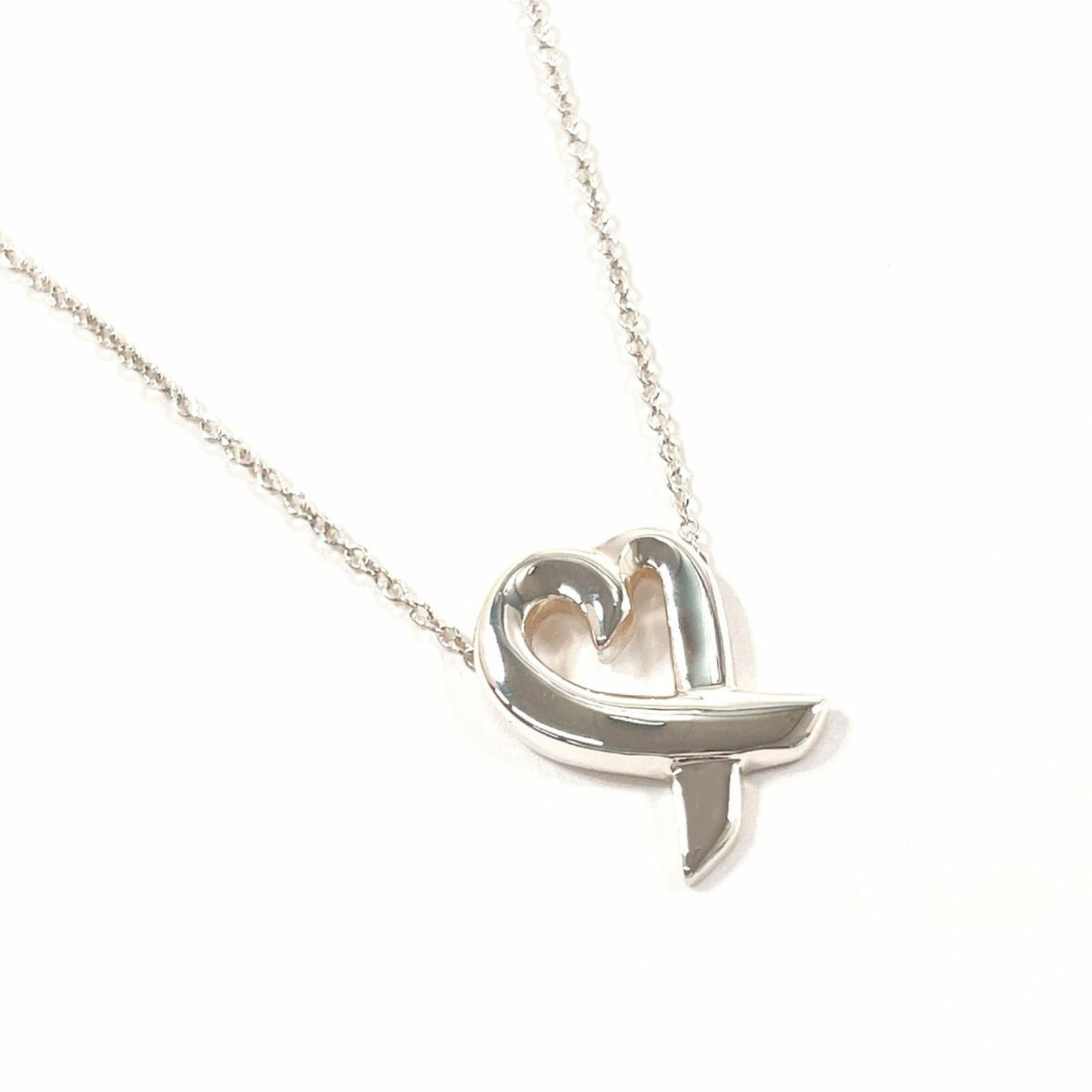 Tiffany Loving Heart Necklace Paloma Picasso 925 Sterling Silver for Women: Tiffany Loving Heart Necklace Paloma Picasso 925 Sterling Silver for Women The Tiffany Loving Heart Necklace by Paloma Picasso features 925 sterling silver construction, measuring 41 cm in neck circum