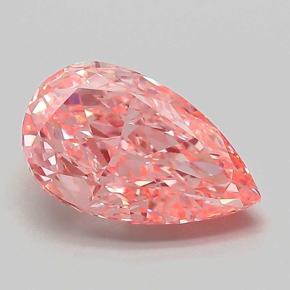 Loose Lab Diamond IGI Pear 2.72ct Fancy Vivid Pink VVS2: Loose Lab Diamond IGI Pear 2.72ct Fancy Vivid Pink VVS2 Loose lab-grown diamond in a pear shape, weighing 2.72ct with a fancy vivid pink color and VVS2 clarity, certified by IGI. The diamond measures