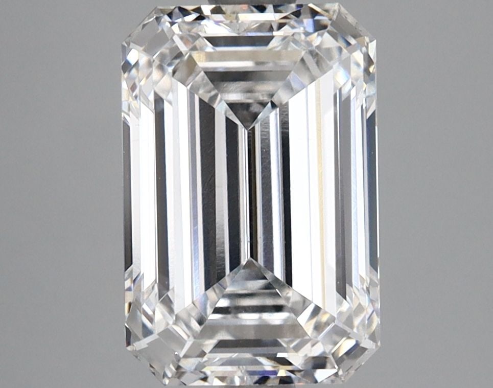 Loose Lab Diamond GIA Emerald 3.14ct D VS2: Loose Lab Diamond GIA Emerald 3.14ct D VS2 Loose lab-grown diamond, emerald shape, 3.14ct in color D, VS2 clarity, certified by GIA. Item Specifics: Source: This Is A Real Diamond Grown In A Lab Not M