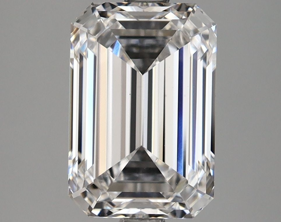 Loose Lab Diamond GIA Emerald 3.16ct E VS1 (1 of 1)