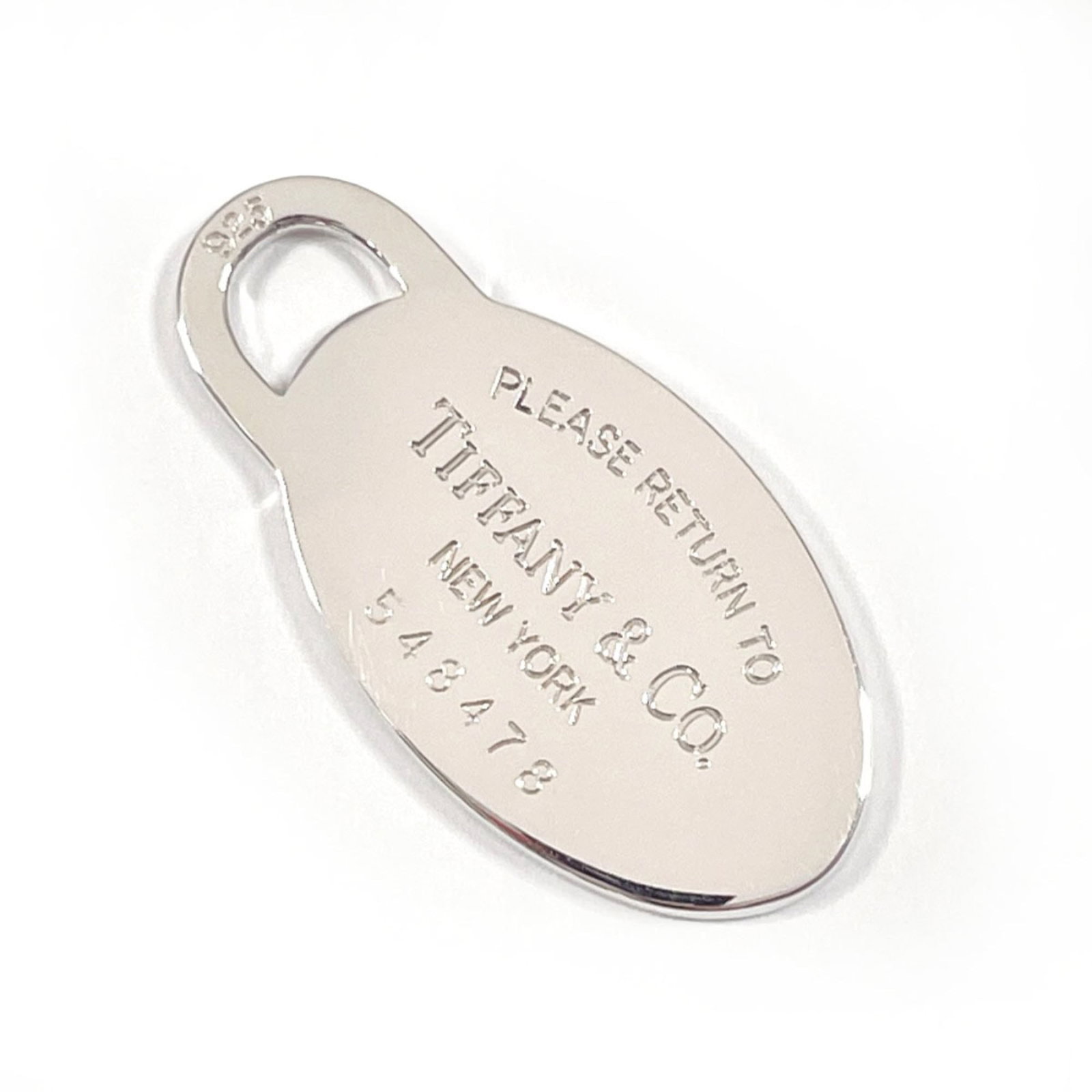 TIFFANY & Co. Return to Oval Tag Pendant 925 Sterling Silver, Unisex (1 of 5)