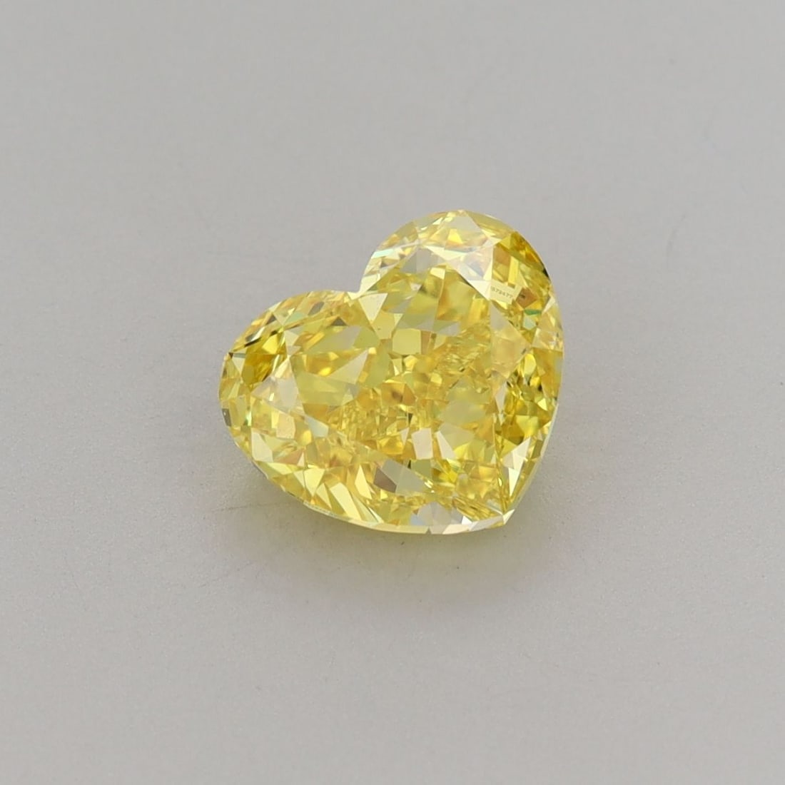 Loose Lab Diamond IGI Heart 1.55ct Fancy Vivid Yellow VS1: Loose Lab Diamond IGI Heart 1.55ct Fancy Vivid Yellow VS1 Loose lab-grown diamond weighing 3.0ct with a princess cut, E color, VVS2 clarity, and certified by IGI. Item Specifics: Source: This Is A Rea