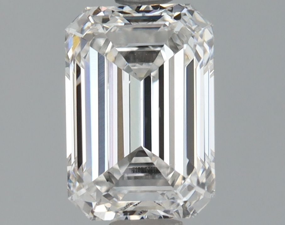 Loose Lab Diamond - IGI Emerald 1.22ct E VS2: Loose Lab Diamond - IGI Emerald 1.22ct E VS2 This listing features Loose Lab Diamond - IGI Emerald 1.22ct E VS2. Item specifics are provided below. Item Specifics: Source: This Is A Real Diamond Grown