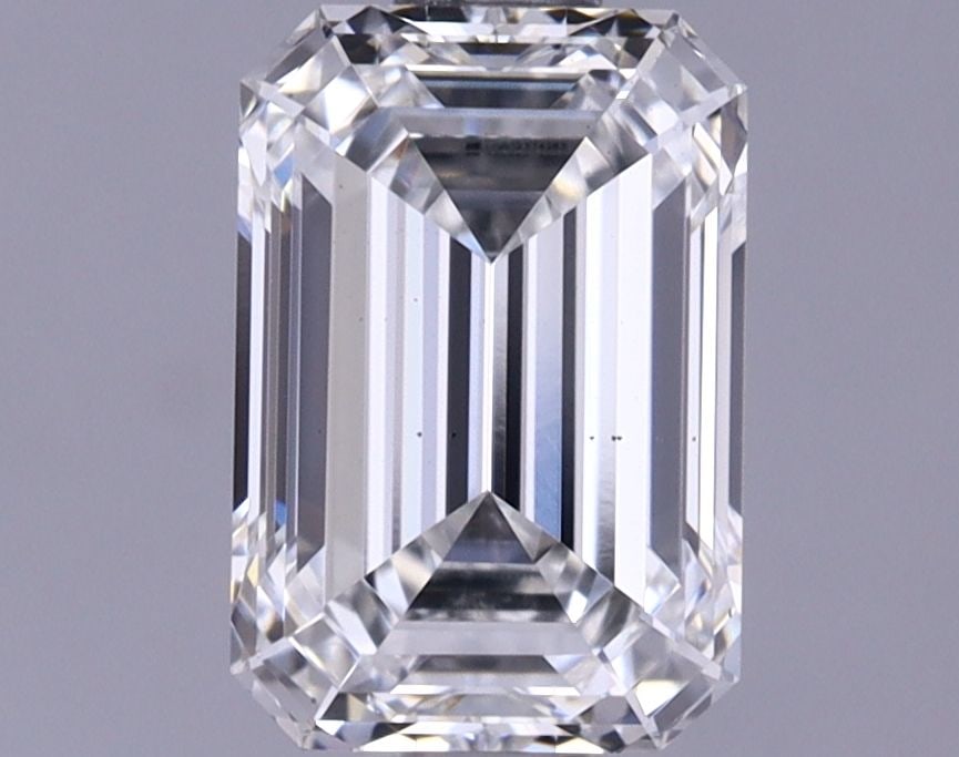 Loose Lab Diamond - IGI Emerald 1.25ct E VS2: Loose Lab Diamond - IGI Emerald 1.25ct E VS2 This listing features Loose Lab Diamond - IGI Emerald 1.25ct E VS2. Item specifics are provided below. Item Specifics: Source: This Is A Real Diamond