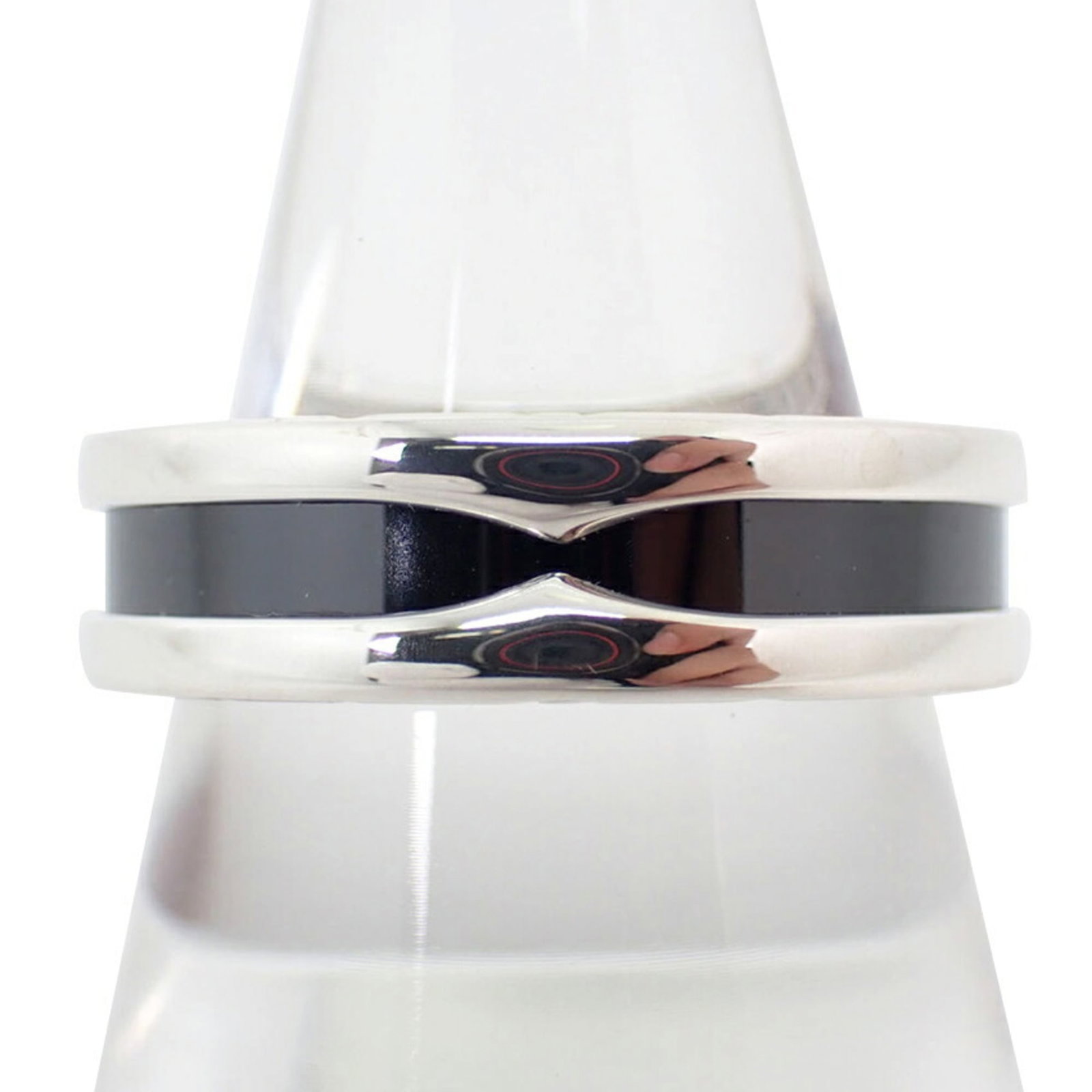 Sterling Silver 925 - Bvlgari Band Ring Ceramic: Sterling Silver 925 - Bvlgari Band Ring Ceramic This listing features Sterling Silver 925 - Bvlgari Band Ring Ceramic. Item specifics are provided below. Item Specifics: Brand: Bvlgari Type: Band Ring