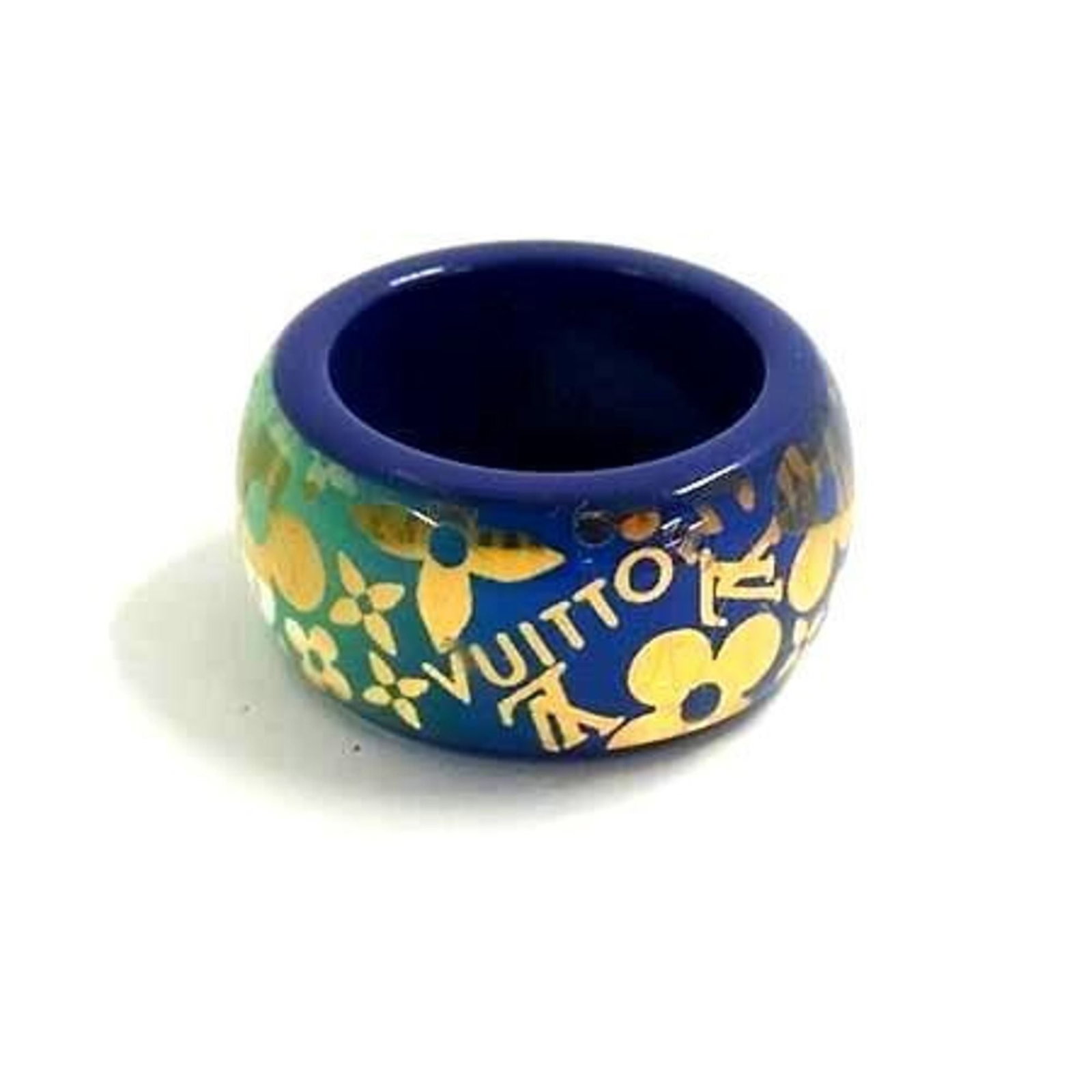 Resin Louis Vuitton Band Ring: Resin Louis Vuitton Band Ring This listing features Resin Louis Vuitton Band Ring. Item specifics are provided below. Item Specifics: Brand: Louis Vuitton Type: Band Ring Gender: Women,Unisex Color: B