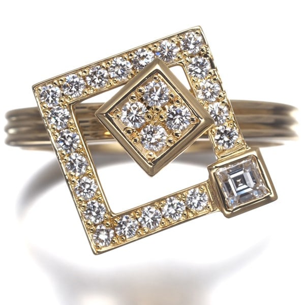 Gold Waltham Ring Diamond Swing Square Us5 18K 750 Yellow: Gold Waltham Ring Diamond Swing Square Us5 18K 750 Yellow This listing features Gold Waltham Ring Diamond Swing Square Us5 18K 750 Yellow. Item specifics are provided below. Item Specifics: Country Of