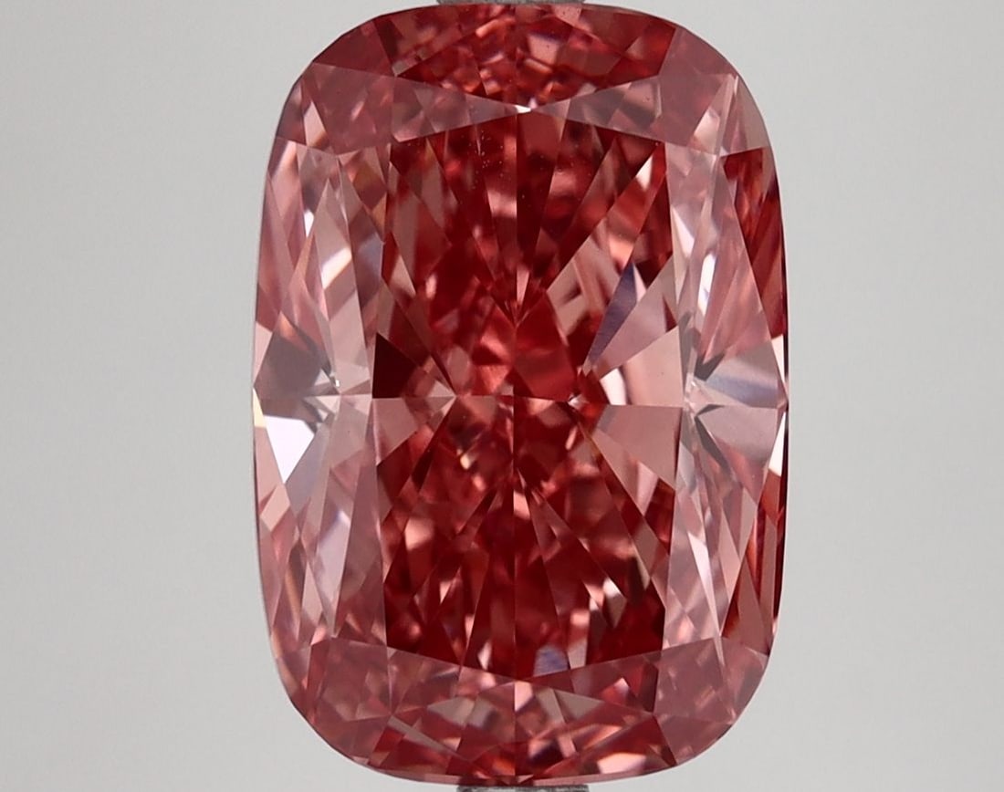 Loose Lab Diamond - IGI Cushion Modified 4.63ct Fancy Vivid Pink VVS2: Loose Lab Diamond - IGI Cushion Modified 4.63ct Fancy Vivid Pink VVS2 This listing features Loose Lab Diamond - IGI Cushion Modified 4.63ct Fancy Vivid Pink VVS2. Item specifics are provided below. It