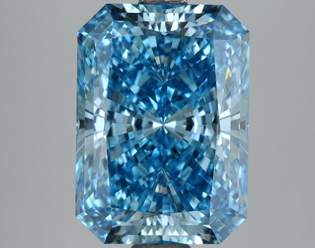 Loose Lab Diamond - IGI Radiant 4.6ct Fancy Vivid Blue VS1: Loose Lab Diamond - IGI Radiant 4.6ct Fancy Vivid Blue VS1 This listing features Loose Lab Diamond - IGI Radiant 4.6ct Fancy Vivid Blue VS1. Item specifics are provided below. Item Specifics: