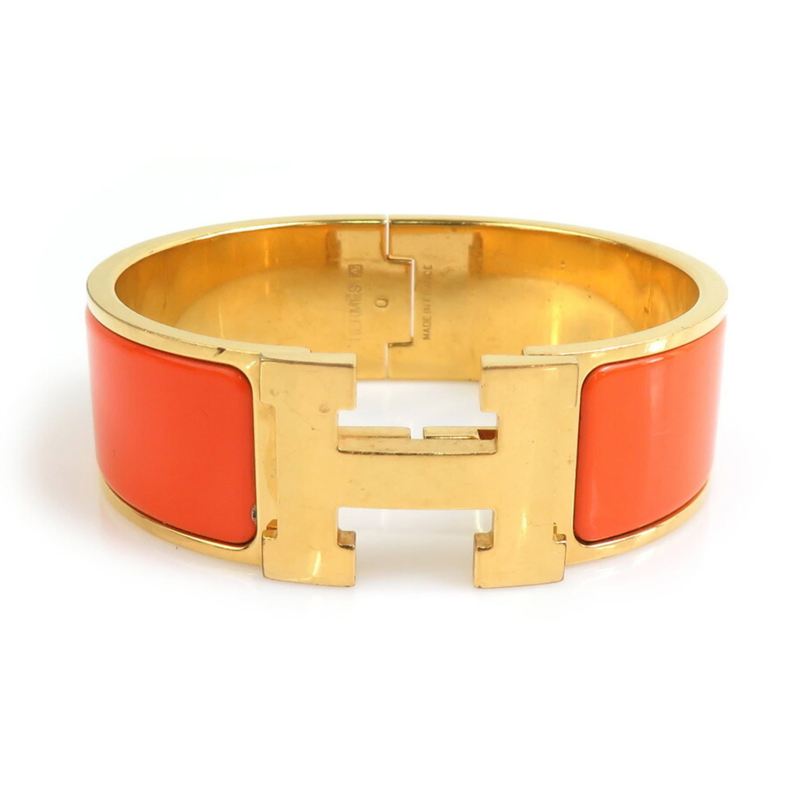 Hermes Enamel Bangle, Metal: Hermes Enamel Bangle, Metal This listing features Hermes Enamel Bangle, Metal. Item specifics are provided below. Item Specifics: Brand: Hermes Type: Bangle Gender: Women Material: Enamel, Metal Color