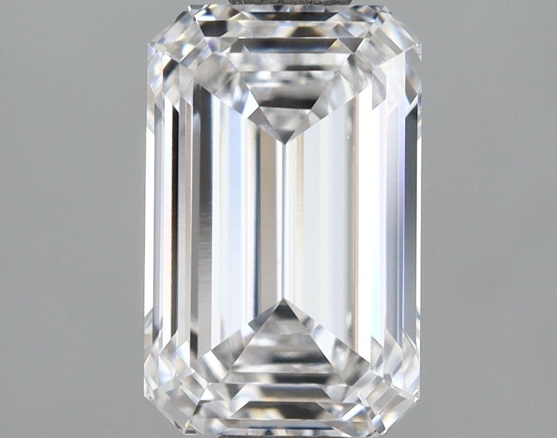Loose Lab Diamond - IGI Emerald 2.06ct E IF: Loose Lab Diamond - IGI Emerald 2.06ct E IF This listing features Loose Lab Diamond - IGI Emerald 2.06ct E IF. Item specifics are provided below. Item Specifics: Source: This Is A Real Diamond Grown I