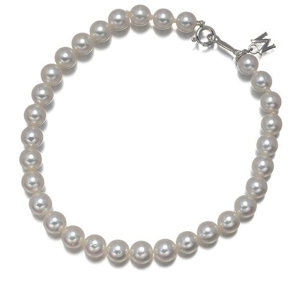Gold Mikimoto Bracelet Akoya Pearl 5.0-5.4Mm 18K 750 White: Gold Mikimoto Bracelet Akoya Pearl 5.0-5.4Mm 18K 750 White This listing features Gold Mikimoto Bracelet Akoya Pearl 5.0-5.4Mm 18K 750 White. Item specifics are provided below. Item Specifics: Country
