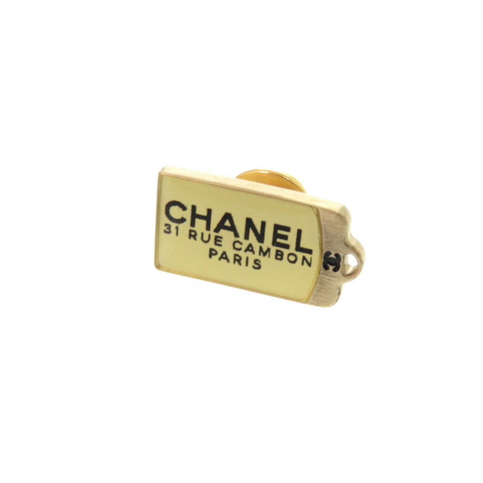 Chanel Metal Brooch: Chanel Metal Brooch This listing features Chanel Metal Brooch. Item specifics are provided below. Item Specifics: Brand: Chanel Type: Brooch Gender: Women Material: Metal Color: Gold Size (Hxwxd): 1.2