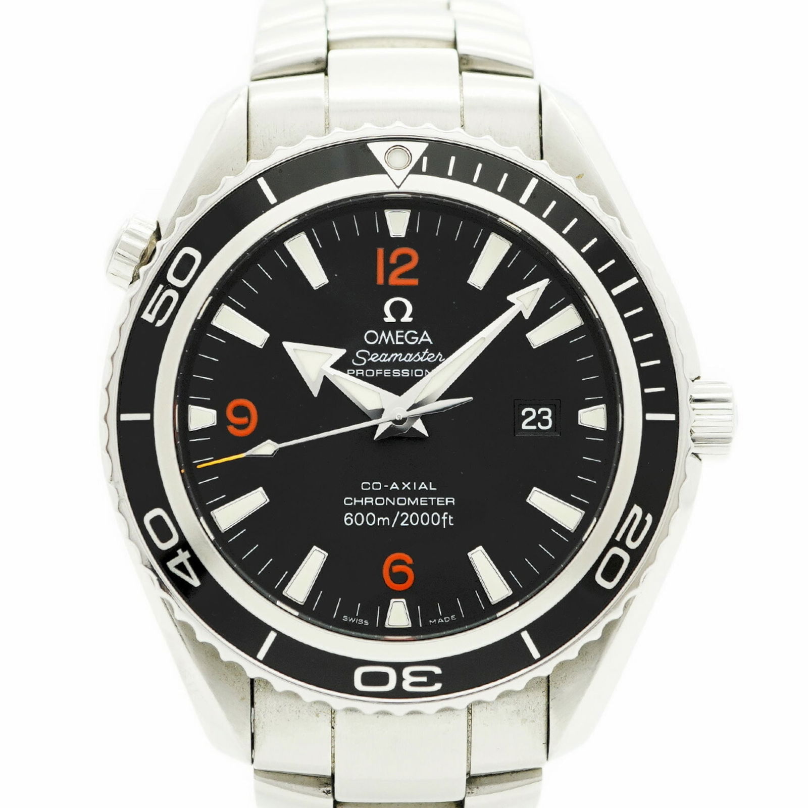 Wristwatch Omega: Wristwatch Omega Omega men's wristwatch with a black dial and stainless steel band. The case diameter is 45.2mm and the item is in good used condition with some traces of usage. Item Specifics: Brand: