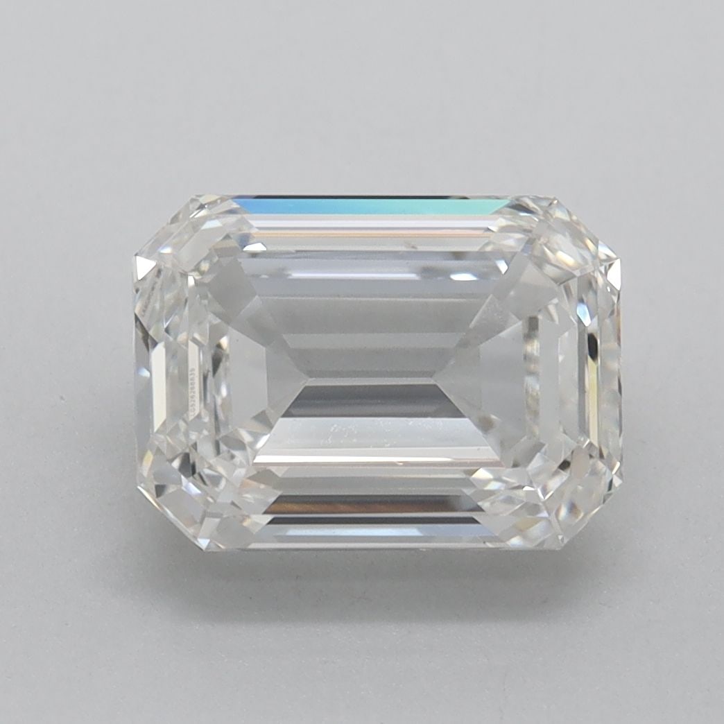 Loose Lab Diamond IGI Emerald 3.01ct G VS1: Loose Lab Diamond IGI Emerald 3.01ct G VS1 Loose lab-grown diamond weighing 3.01ct, color G and VS1 clarity, certified by IGI with excellent polish and symmetry; measurements of 9.48L x 7.04W x 4.31H.